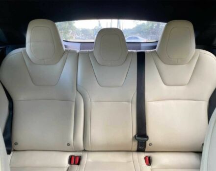 Черный Тесла Модель С, объемом двигателя 0 л и пробегом 38 тыс. км за 22600 $, фото 12 на Automoto.ua