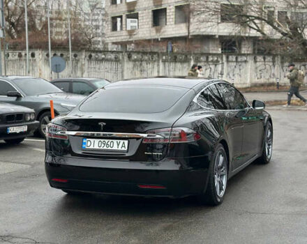 Чорний Тесла Модель С, об'ємом двигуна 0 л та пробігом 106 тис. км за 26900 $, фото 4 на Automoto.ua