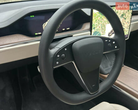 Черный Тесла Модель С, объемом двигателя 0 л и пробегом 77 тыс. км за 31500 $, фото 1 на Automoto.ua