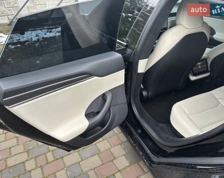 Черный Тесла Модель С, объемом двигателя 0 л и пробегом 118 тыс. км за 36500 $, фото 21 на Automoto.ua