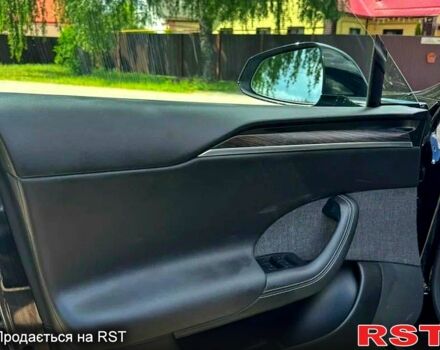 Чорний Тесла Модель С, об'ємом двигуна 0.5 л та пробігом 25 тис. км за 32000 $, фото 4 на Automoto.ua