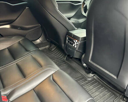 Чорний Тесла Модель С, об'ємом двигуна 0 л та пробігом 106 тис. км за 26900 $, фото 19 на Automoto.ua