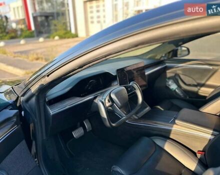 Черный Тесла Модель С, объемом двигателя 0 л и пробегом 65 тыс. км за 38000 $, фото 12 на Automoto.ua