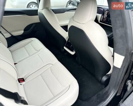 Чорний Тесла Модель С, об'ємом двигуна 0 л та пробігом 42 тис. км за 59900 $, фото 34 на Automoto.ua