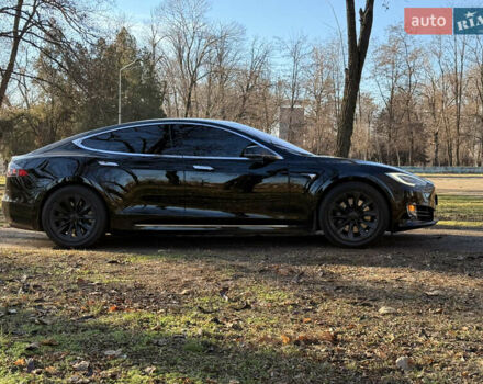 Черный Тесла Модель С, объемом двигателя 0 л и пробегом 45 тыс. км за 34900 $, фото 6 на Automoto.ua