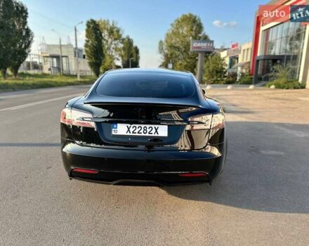 Черный Тесла Модель С, объемом двигателя 0 л и пробегом 65 тыс. км за 38000 $, фото 5 на Automoto.ua