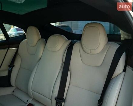 Чорний Тесла Модель С, об'ємом двигуна 0.5 л та пробігом 23 тис. км за 42500 $, фото 37 на Automoto.ua