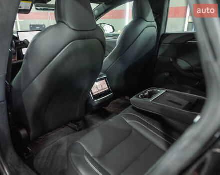 Черный Тесла Модель С, объемом двигателя 0 л и пробегом 25 тыс. км за 48000 $, фото 28 на Automoto.ua