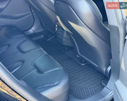 Черный Тесла Модель С, объемом двигателя 0 л и пробегом 45 тыс. км за 34900 $, фото 21 на Automoto.ua