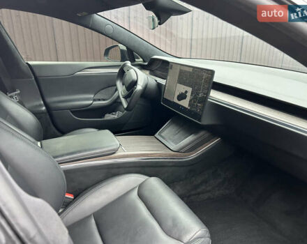 Черный Тесла Модель С, объемом двигателя 0 л и пробегом 63 тыс. км за 39500 $, фото 11 на Automoto.ua