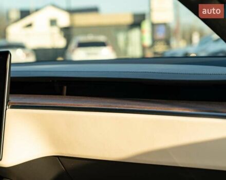 Чорний Тесла Модель С, об'ємом двигуна 0.5 л та пробігом 23 тис. км за 42500 $, фото 34 на Automoto.ua