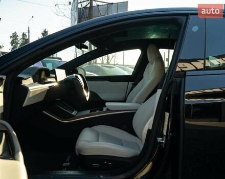 Чорний Тесла Модель С, об'ємом двигуна 0.5 л та пробігом 23 тис. км за 42500 $, фото 16 на Automoto.ua