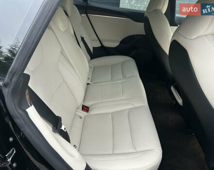 Черный Тесла Модель С, объемом двигателя 0 л и пробегом 77 тыс. км за 31500 $, фото 19 на Automoto.ua