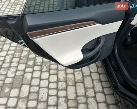 Черный Тесла Модель С, объемом двигателя 0 л и пробегом 77 тыс. км за 31500 $, фото 21 на Automoto.ua