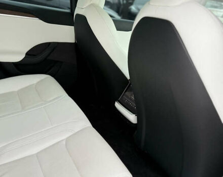 Черный Тесла Модель С, объемом двигателя 0 л и пробегом 91 тыс. км за 34500 $, фото 21 на Automoto.ua