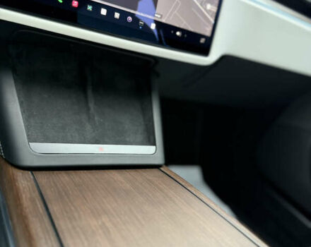 Черный Тесла Модель С, объемом двигателя 0 л и пробегом 91 тыс. км за 34500 $, фото 31 на Automoto.ua