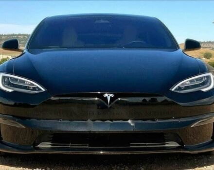 Черный Тесла Модель С, объемом двигателя 0 л и пробегом 16 тыс. км за 18500 $, фото 1 на Automoto.ua