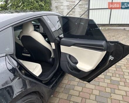 Черный Тесла Модель С, объемом двигателя 0 л и пробегом 118 тыс. км за 36500 $, фото 25 на Automoto.ua