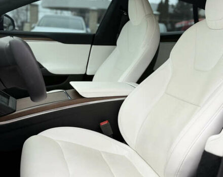 Черный Тесла Модель С, объемом двигателя 0 л и пробегом 91 тыс. км за 34500 $, фото 19 на Automoto.ua