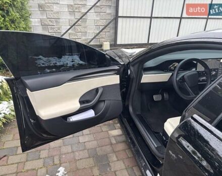 Черный Тесла Модель С, объемом двигателя 0 л и пробегом 118 тыс. км за 36500 $, фото 20 на Automoto.ua