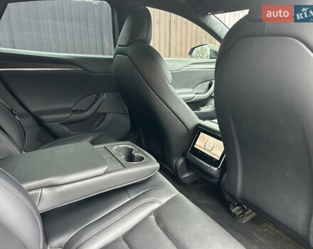 Черный Тесла Модель С, объемом двигателя 0 л и пробегом 63 тыс. км за 39500 $, фото 12 на Automoto.ua