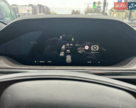 Черный Тесла Модель С, объемом двигателя 0 л и пробегом 63 тыс. км за 39500 $, фото 10 на Automoto.ua