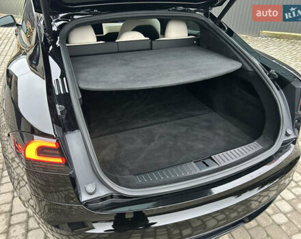 Черный Тесла Модель С, объемом двигателя 0 л и пробегом 77 тыс. км за 31500 $, фото 14 на Automoto.ua