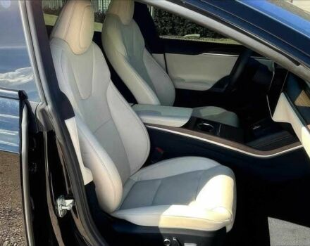 Черный Тесла Модель С, объемом двигателя 0 л и пробегом 16 тыс. км за 18500 $, фото 6 на Automoto.ua