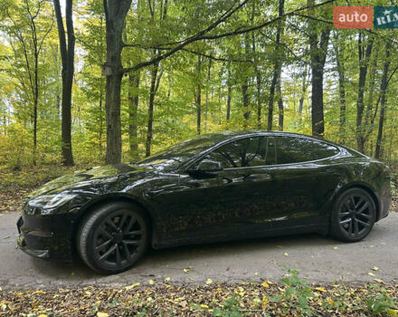 Черный Тесла Модель С, объемом двигателя 0 л и пробегом 63 тыс. км за 39500 $, фото 3 на Automoto.ua