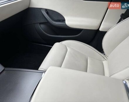 Черный Тесла Модель С, объемом двигателя 0 л и пробегом 118 тыс. км за 36500 $, фото 14 на Automoto.ua