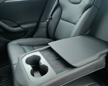 Чорний Тесла Модель С, об'ємом двигуна 0 л та пробігом 29 тис. км за 36900 $, фото 10 на Automoto.ua