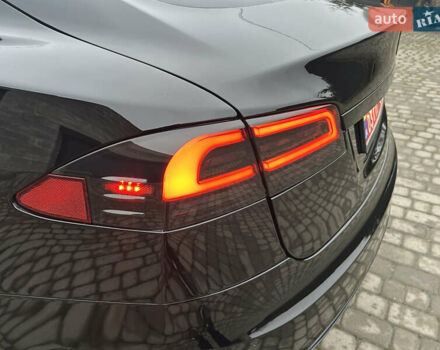 Черный Тесла Модель С, объемом двигателя 0 л и пробегом 77 тыс. км за 31500 $, фото 9 на Automoto.ua