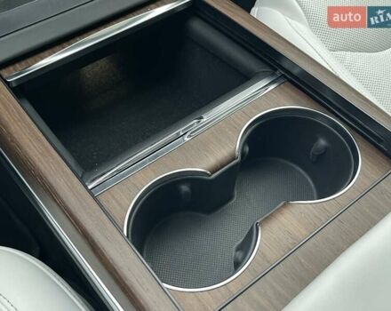 Черный Тесла Модель С, объемом двигателя 0 л и пробегом 65 тыс. км за 39990 $, фото 45 на Automoto.ua