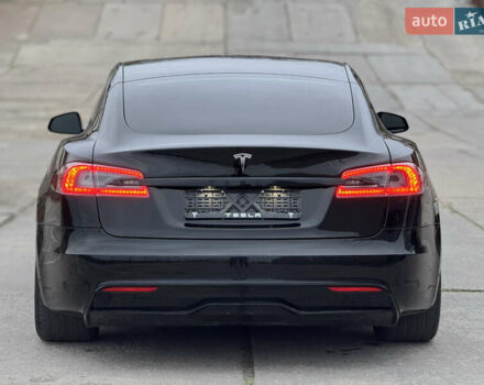 Черный Тесла Модель С, объемом двигателя 0 л и пробегом 42 тыс. км за 38900 $, фото 7 на Automoto.ua