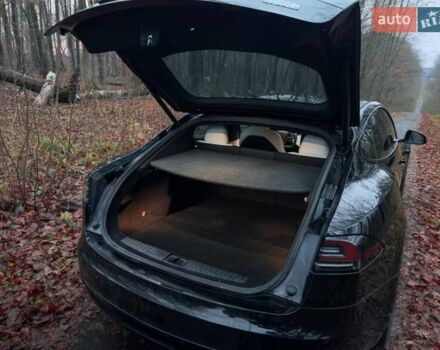 Черный Тесла Модель С, объемом двигателя 0 л и пробегом 32 тыс. км за 44000 $, фото 21 на Automoto.ua