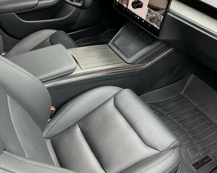 Черный Тесла Модель С, объемом двигателя 0 л и пробегом 45 тыс. км за 41500 $, фото 25 на Automoto.ua