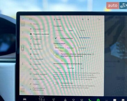 Черный Тесла Модель С, объемом двигателя 0 л и пробегом 51 тыс. км за 40500 $, фото 23 на Automoto.ua