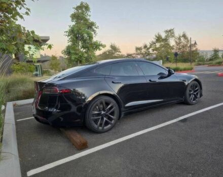 Черный Тесла Модель С, объемом двигателя 0 л и пробегом 18 тыс. км за 23900 $, фото 3 на Automoto.ua