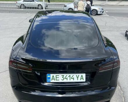 Черный Тесла Модель С, объемом двигателя 0 л и пробегом 1 тыс. км за 97500 $, фото 4 на Automoto.ua
