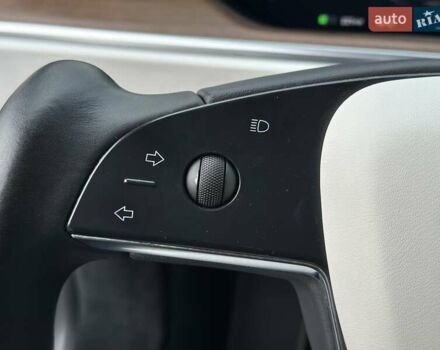 Черный Тесла Модель С, объемом двигателя 0 л и пробегом 65 тыс. км за 37999 $, фото 28 на Automoto.ua