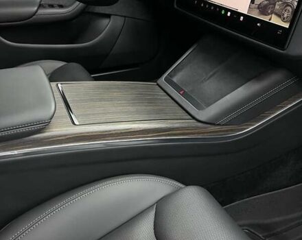 Черный Тесла Модель С, объемом двигателя 0 л и пробегом 45 тыс. км за 41500 $, фото 36 на Automoto.ua