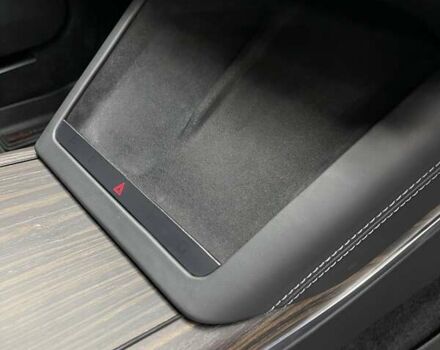 Черный Тесла Модель С, объемом двигателя 0 л и пробегом 45 тыс. км за 41500 $, фото 28 на Automoto.ua