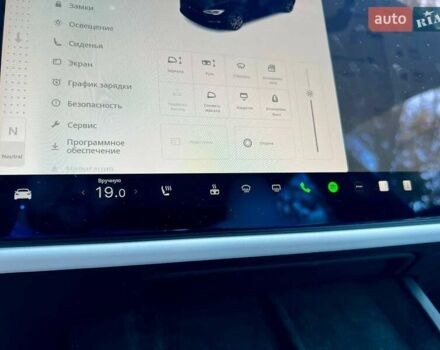 Черный Тесла Модель С, объемом двигателя 0 л и пробегом 51 тыс. км за 40500 $, фото 25 на Automoto.ua