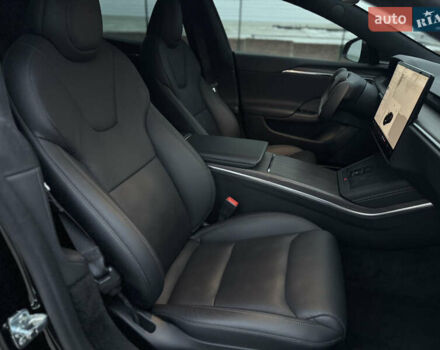 Черный Тесла Модель С, объемом двигателя 0 л и пробегом 42 тыс. км за 38900 $, фото 19 на Automoto.ua