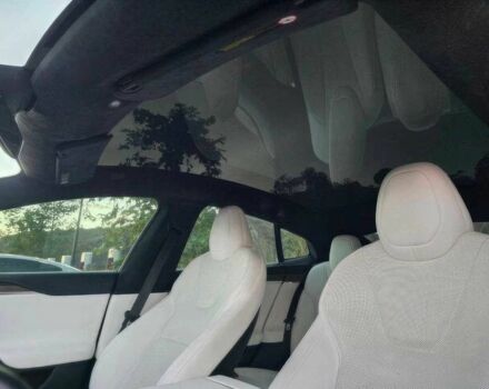 Черный Тесла Модель С, объемом двигателя 0 л и пробегом 18 тыс. км за 23900 $, фото 8 на Automoto.ua