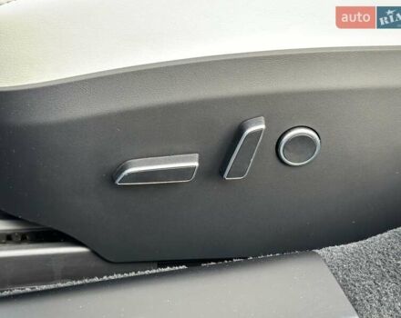 Черный Тесла Модель С, объемом двигателя 0 л и пробегом 65 тыс. км за 39990 $, фото 23 на Automoto.ua