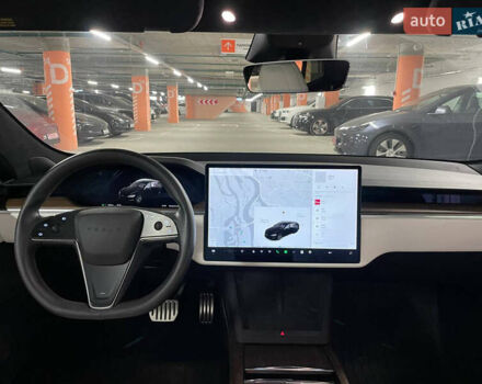 Черный Тесла Модель С, объемом двигателя 0 л и пробегом 50 тыс. км за 35999 $, фото 5 на Automoto.ua