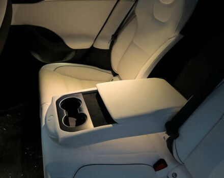 Черный Тесла Модель С, объемом двигателя 0 л и пробегом 32 тыс. км за 44000 $, фото 17 на Automoto.ua