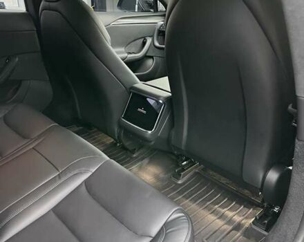 Черный Тесла Модель С, объемом двигателя 0 л и пробегом 45 тыс. км за 41500 $, фото 44 на Automoto.ua