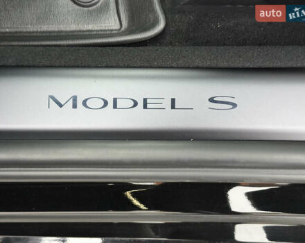 Черный Тесла Модель С, объемом двигателя 0 л и пробегом 1 тыс. км за 49600 $, фото 81 на Automoto.ua